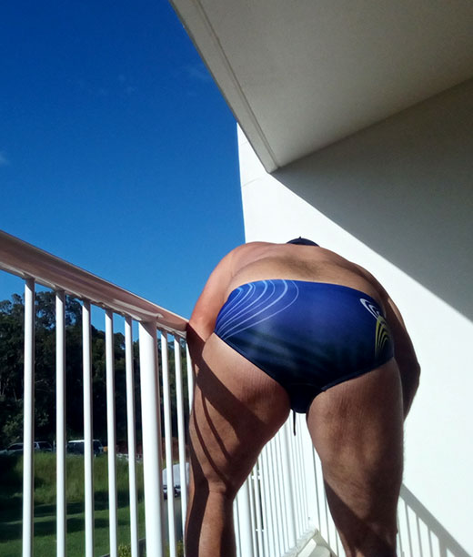 mybluespeedobutt.jpg