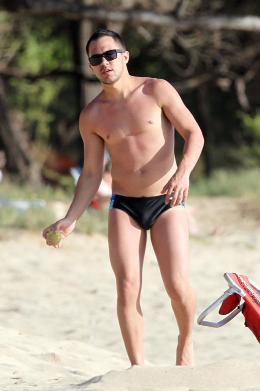 carlospenamauispeedo.jpg