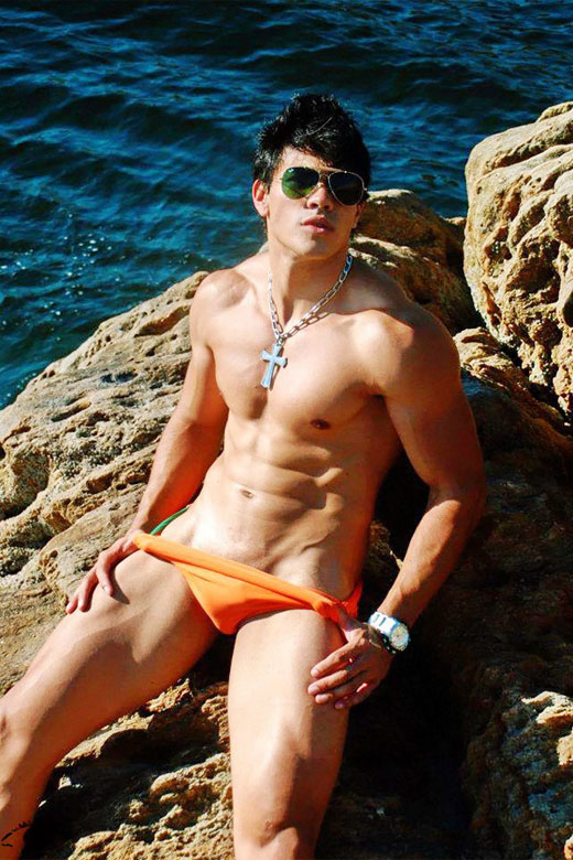 orangespeedos-1.jpg